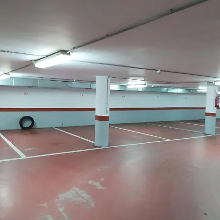 Precioso Atico Con Vistas A Pie De Playa *