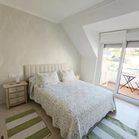 Precioso Atico Con Vistas A Pie De Playa Sanxenxo