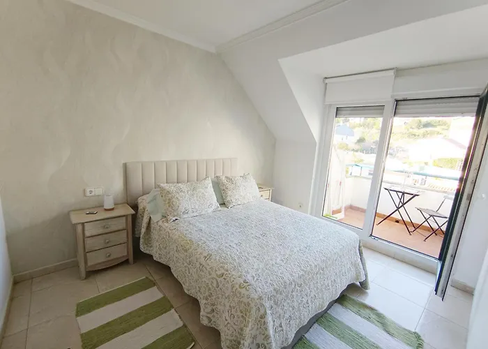 Precioso Atico Con Vistas A Pie De Playa Sanxenxo